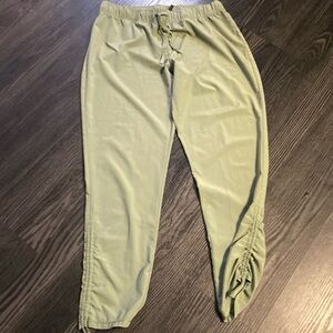🍍GAIAM pants🍍SIZE LARGE🍍Q-1